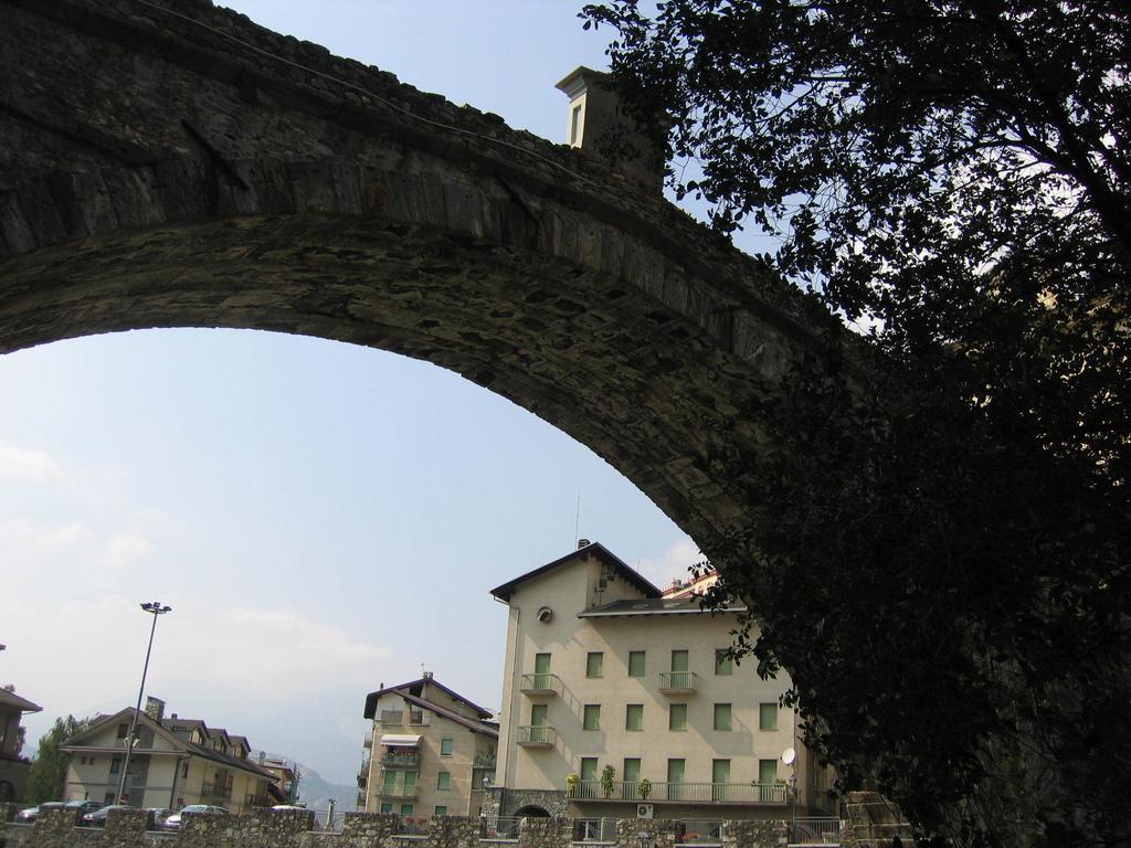 Hotel Ponte Romano Exterior foto
